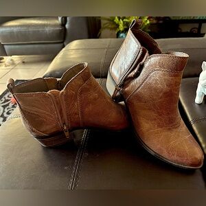Vince Camuto Booties